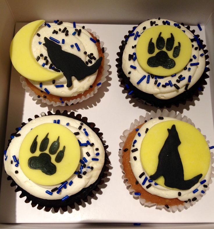 Wolf Cupcakes